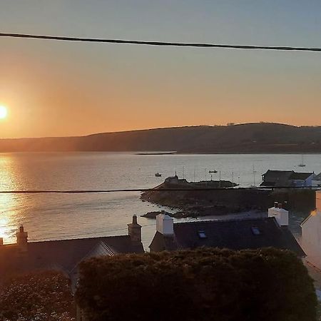 Arvonia Sleeps 7, Sea Views, Dog Friendly Villa New Quay  Exterior foto